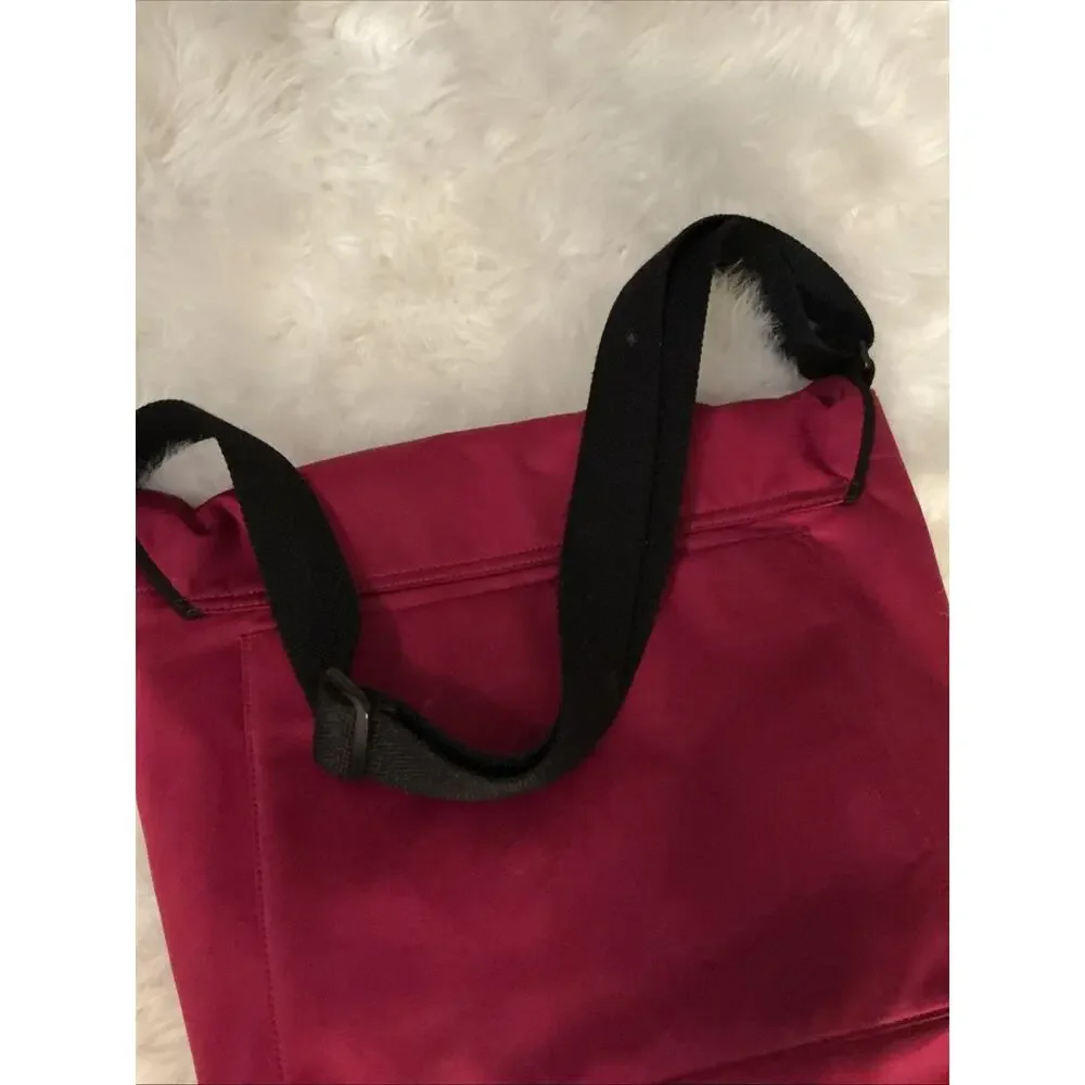 Kate Spade Women’s Spacious Red Messenger Crossbody Flap Zip Adjustable Strap